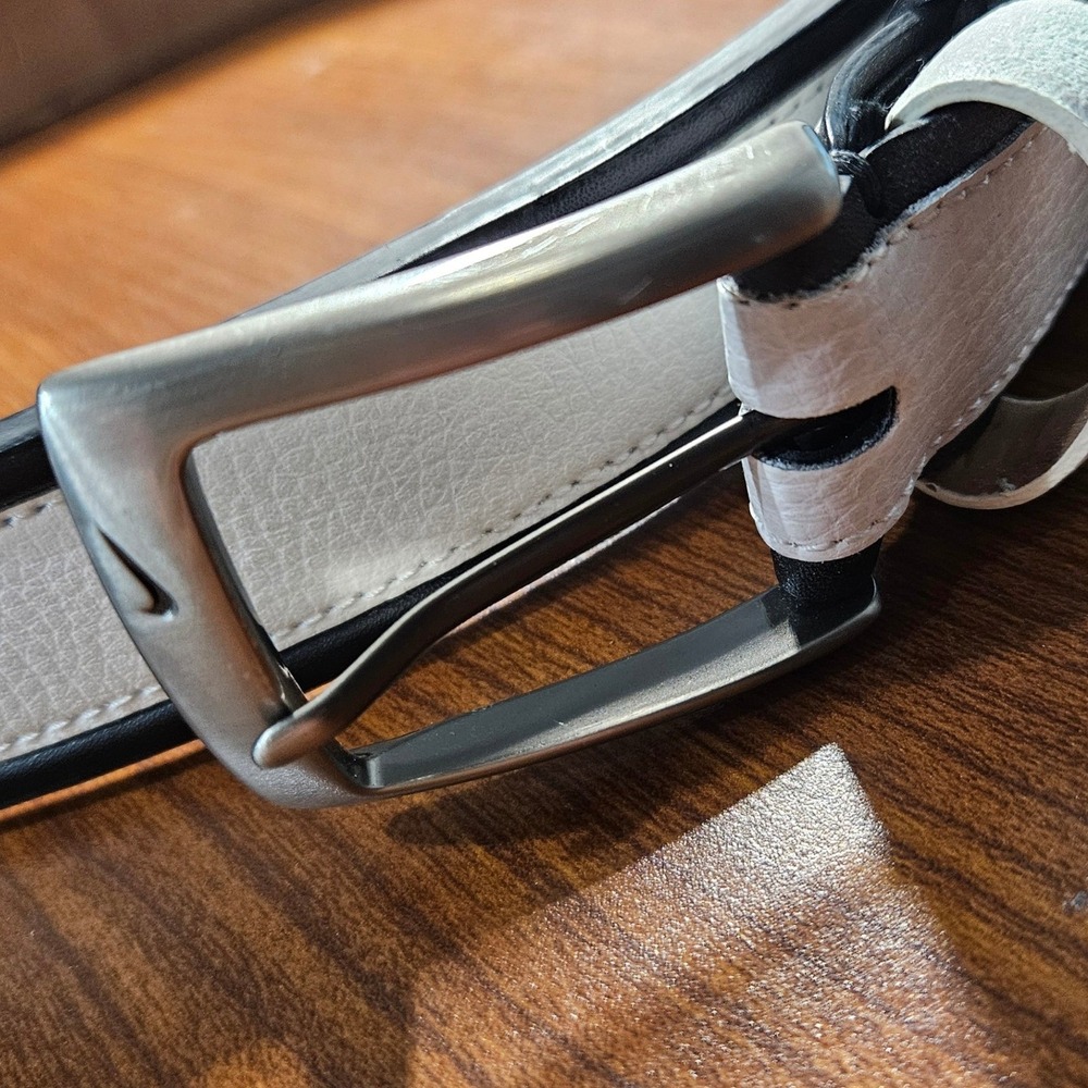 Nike Golf Belt Mens 40 White Black Genuine Leather Swoosh Logo 11029-04